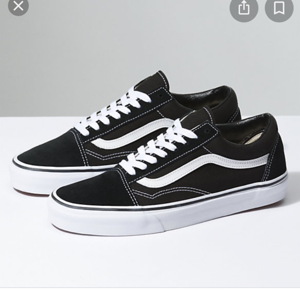 Excellent condition. Worn 3 times